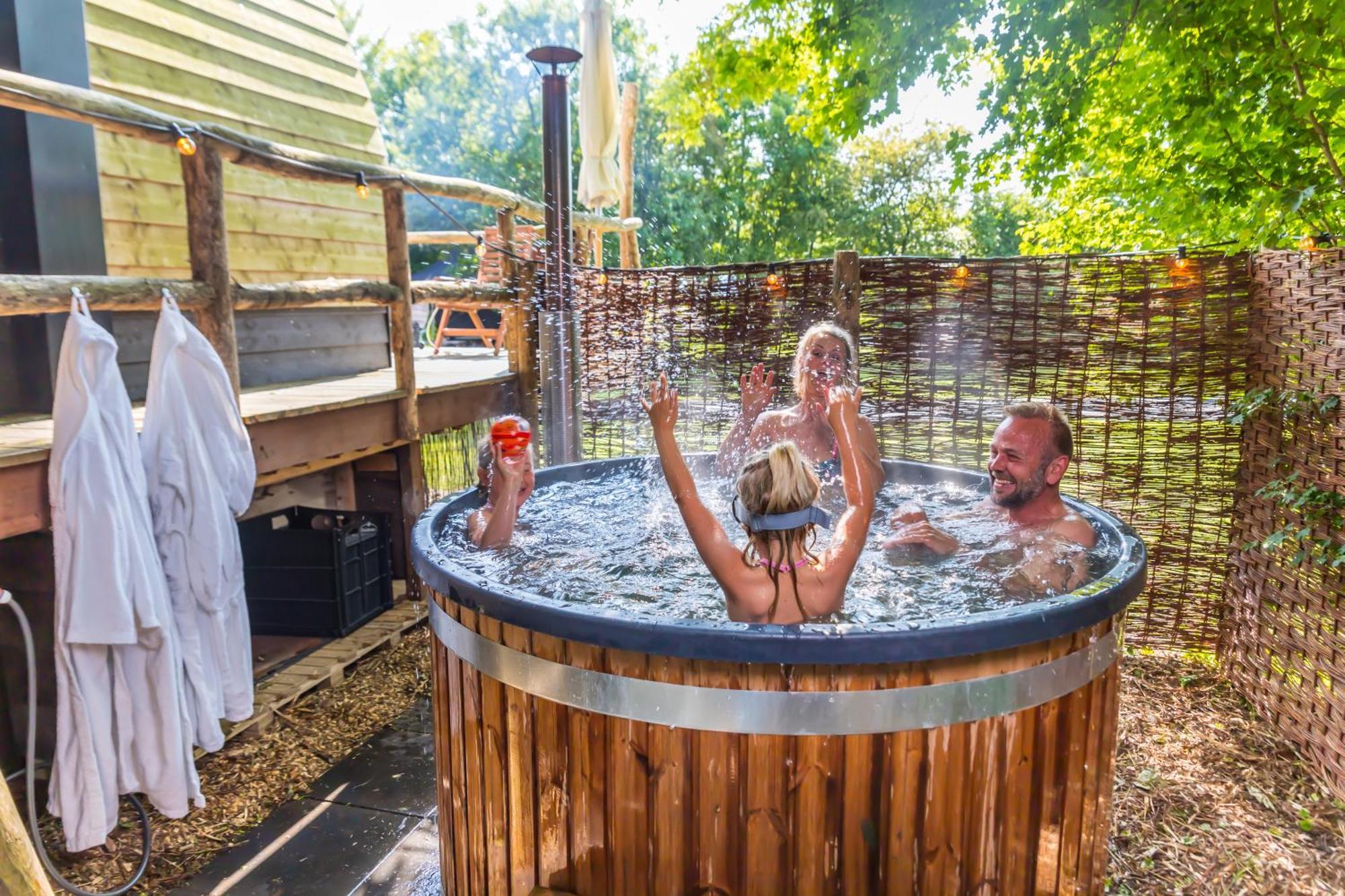 Boomhuis Met Optioneel Wellness - Vakantiepark De Schreiershoek Доккюм Екстер'єр фото
